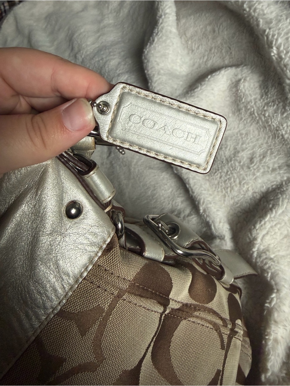 Vintage Coach Signature Hobo Bag - Picture 5 of 10